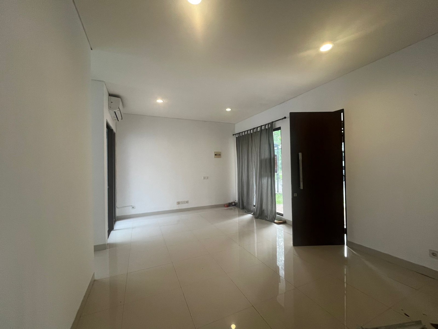 Disewakan Rumah minimalis dekat dengan ICE BSD