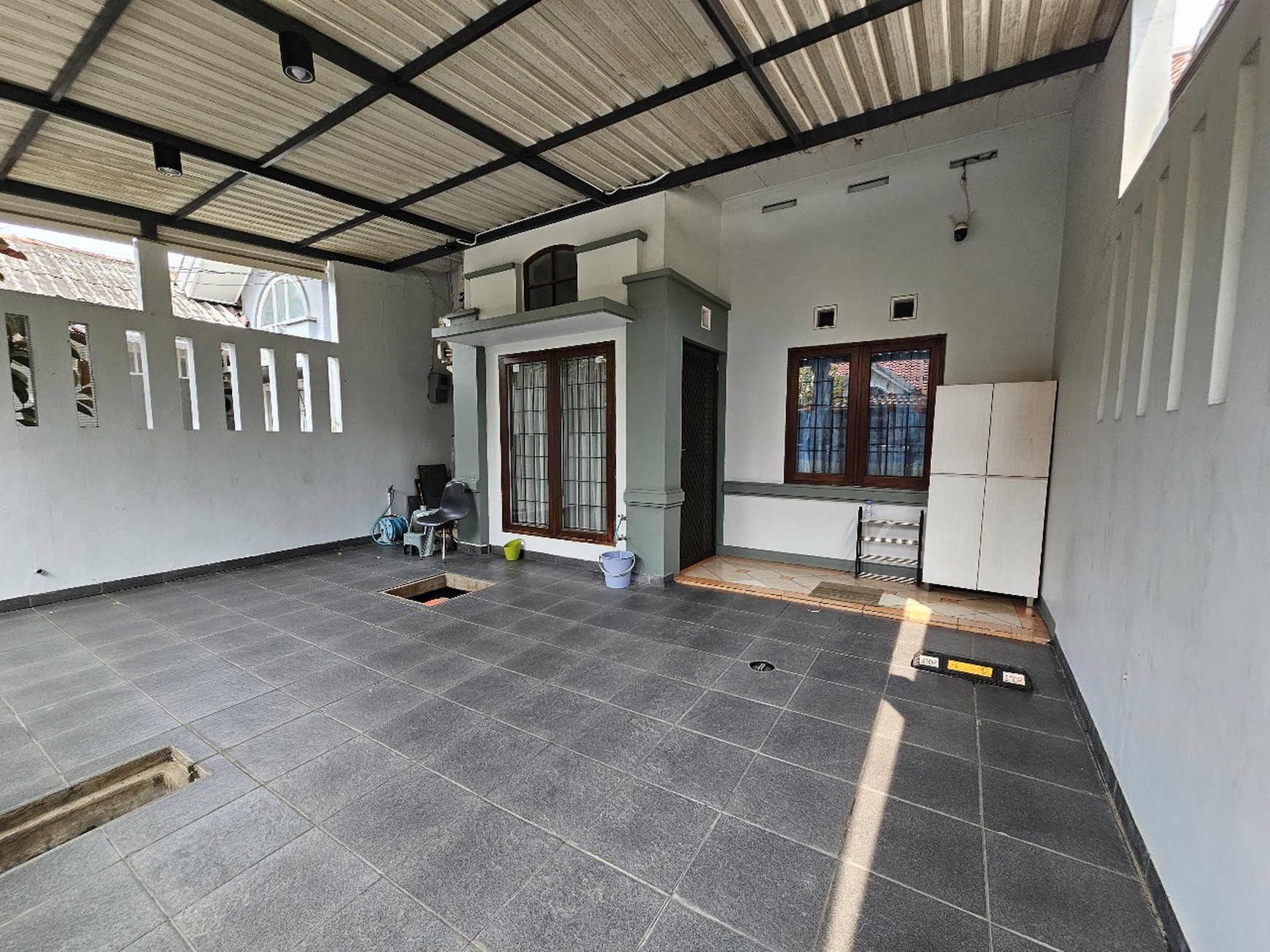 Rumah SHM Siap Huni 2lt Bebas Banjir di Harapan Indah