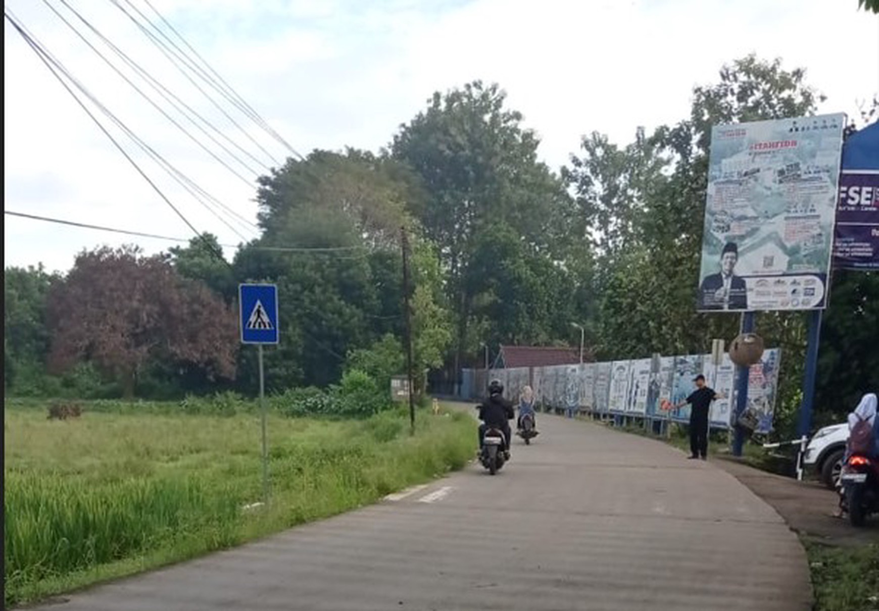Tanah Luas di daerah CIlengsi Jawa Barat akses depan Jalan sudah COR