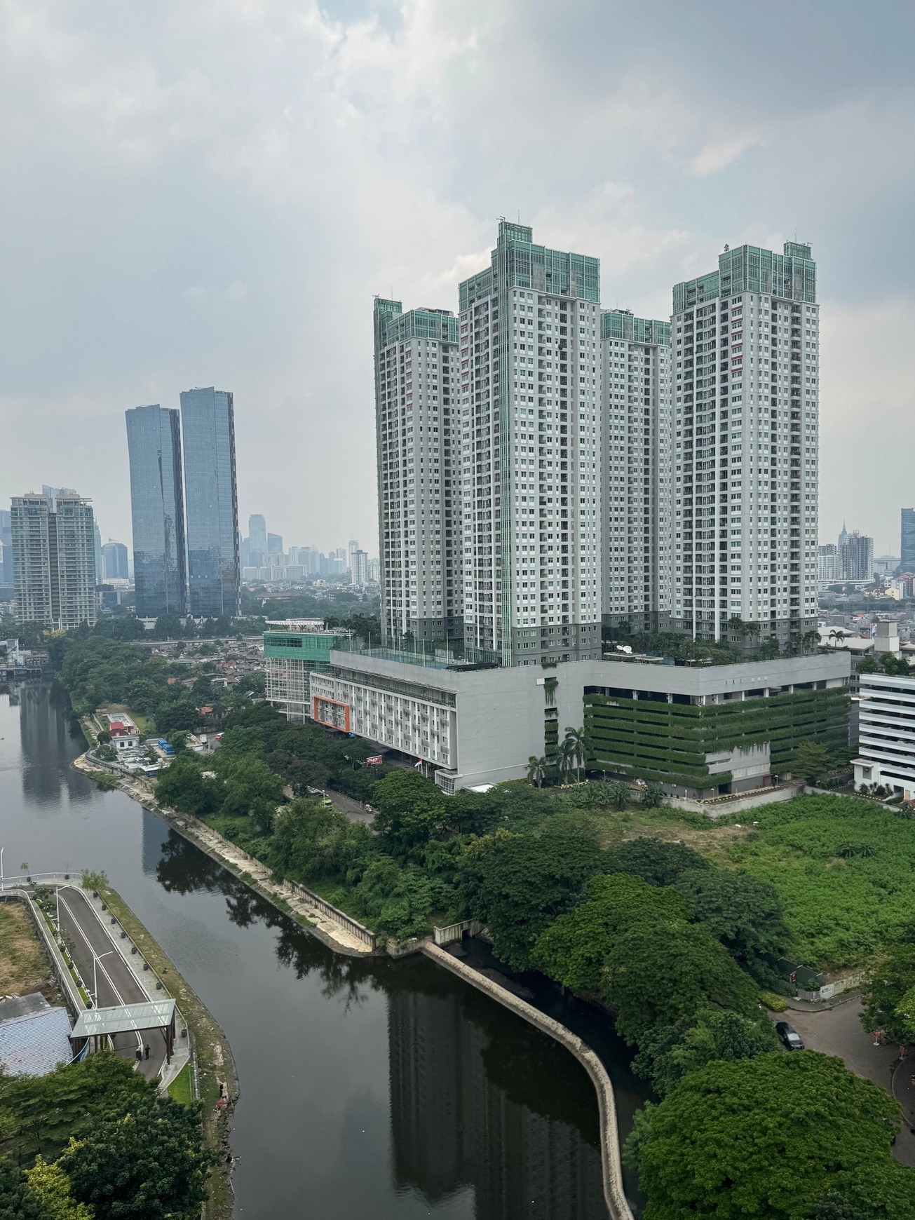 DIJUAL APARTEMEN ASCOTT JAKARTA PUSAT
