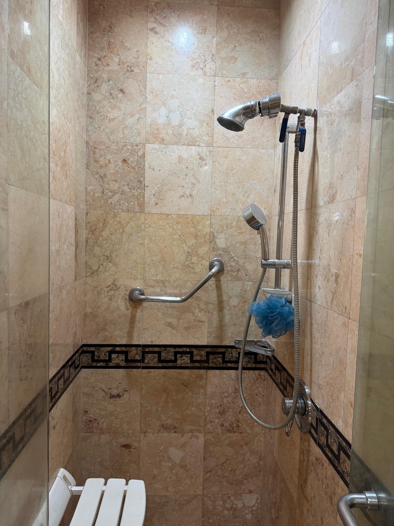 DIJUAL APARTEMEN ASCOTT JAKARTA PUSAT