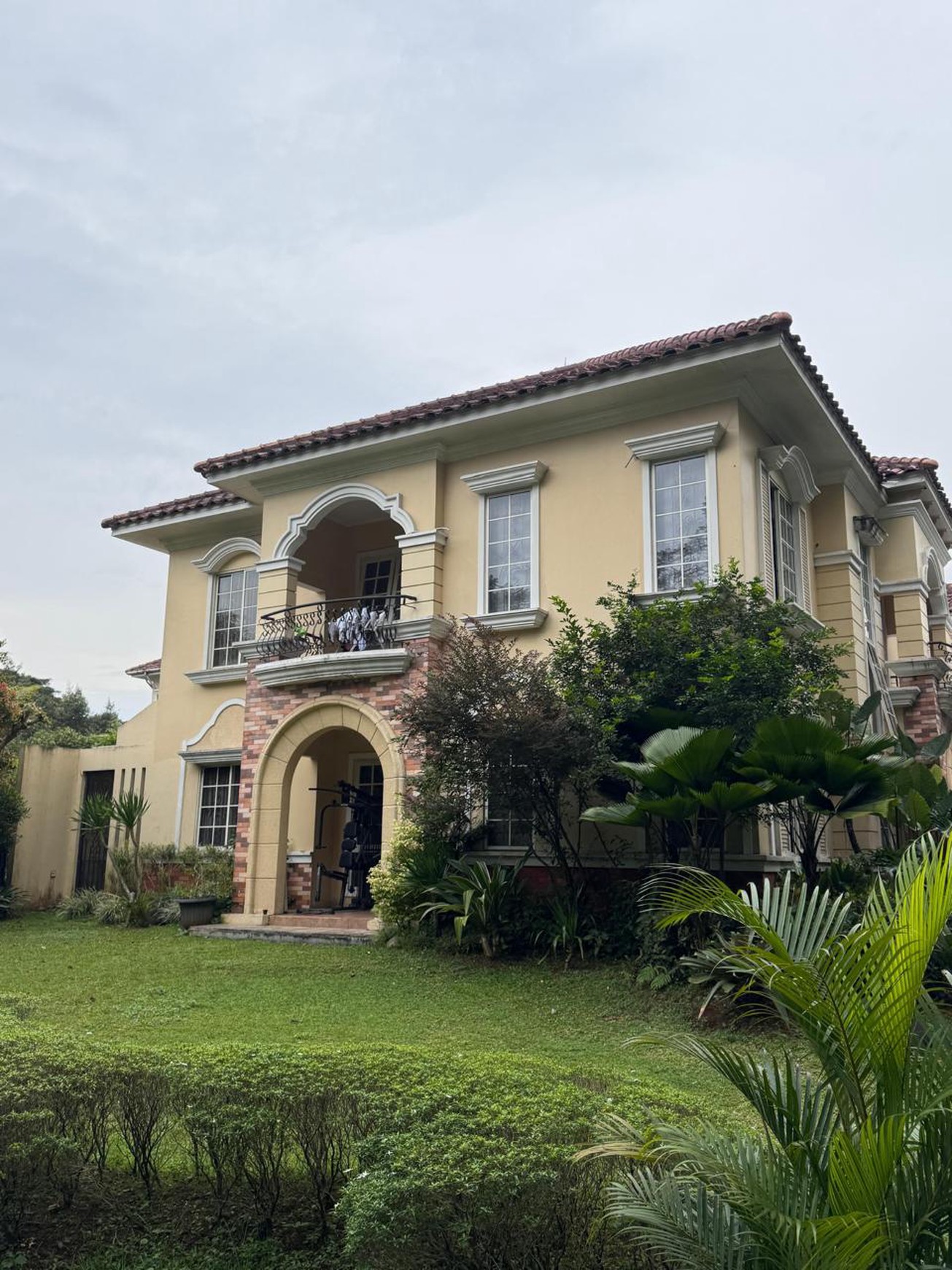 Rumah Bagus Di Monte Carlo BSD Tangerang Selatan