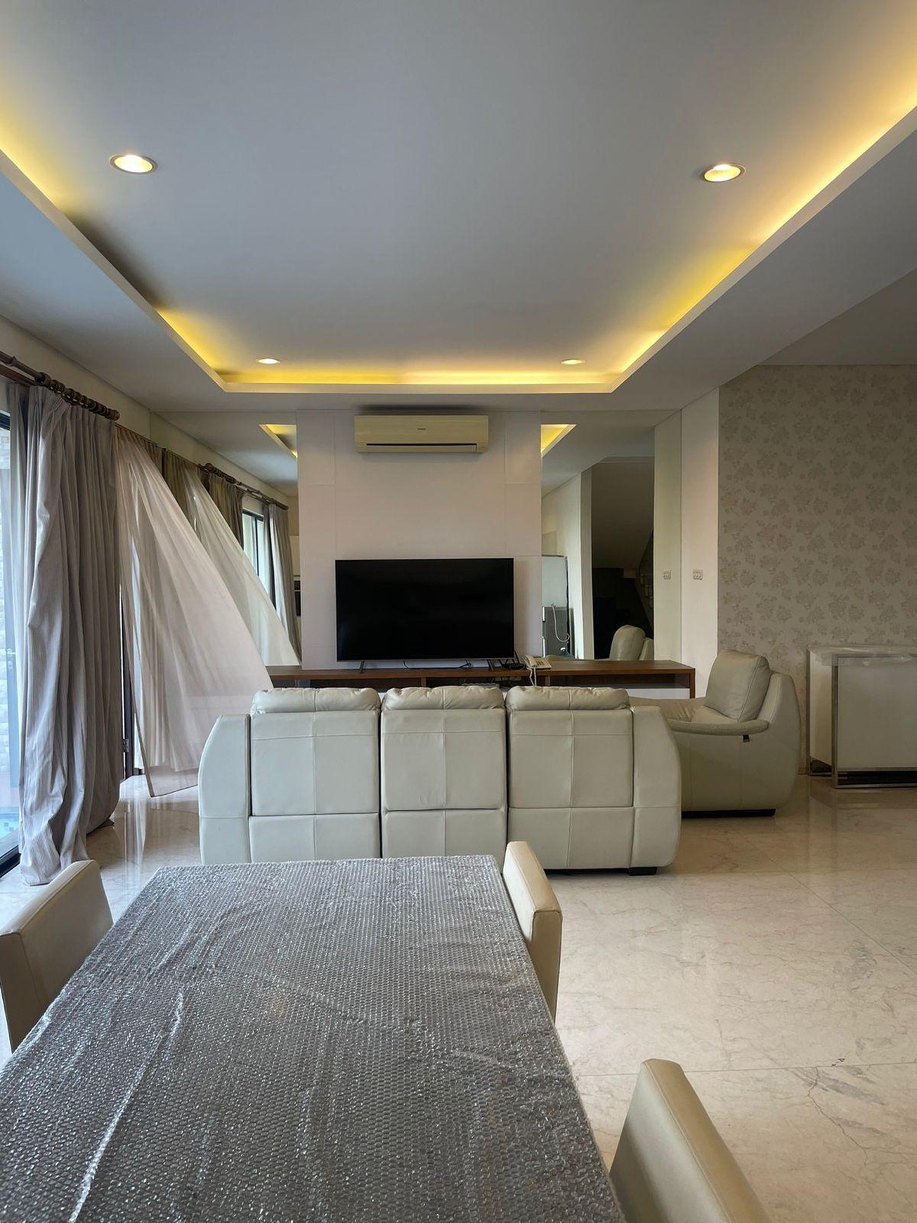 Di Jual Rumah siap huni Jl Lebak Bulus Residence Jakarta Selatan