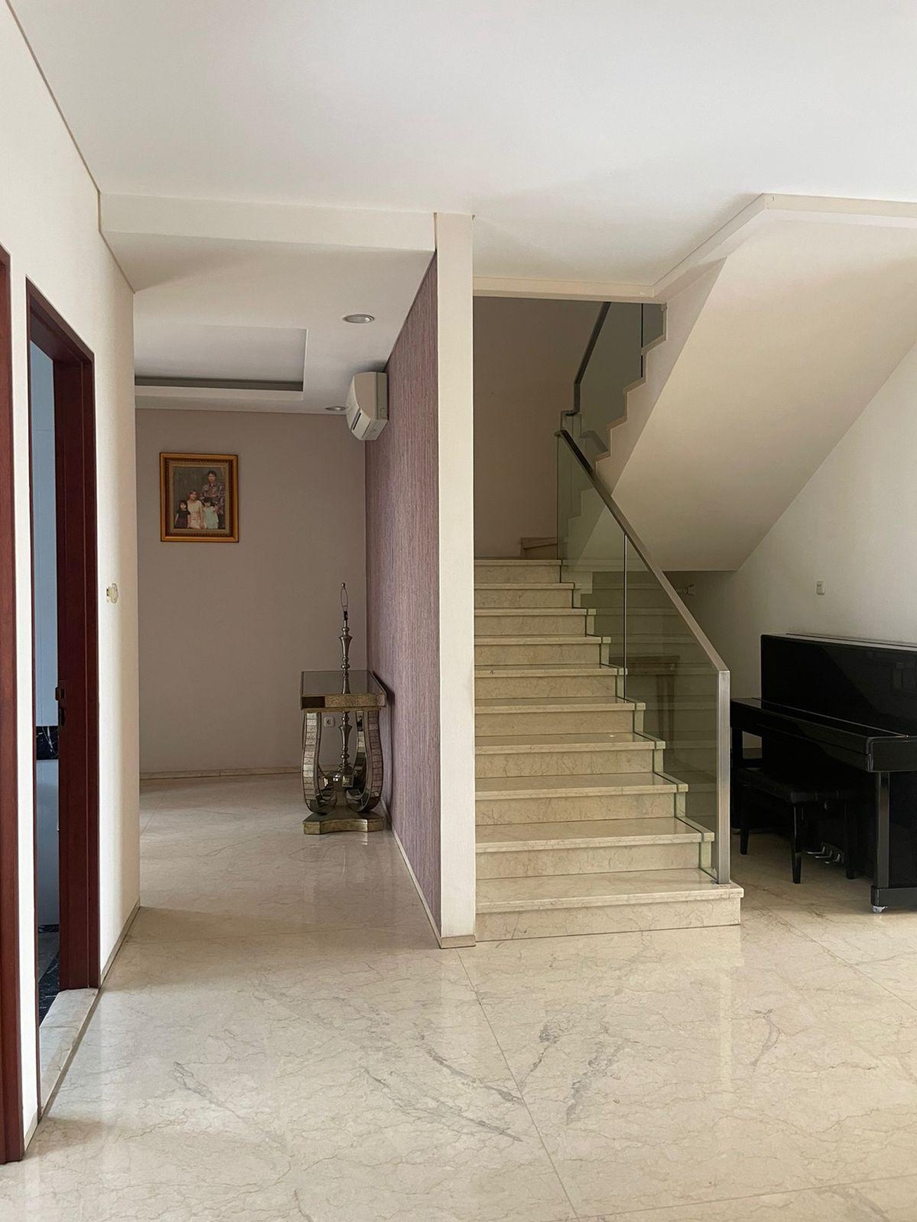 Di Jual Rumah siap huni Jl Lebak Bulus Residence Jakarta Selatan