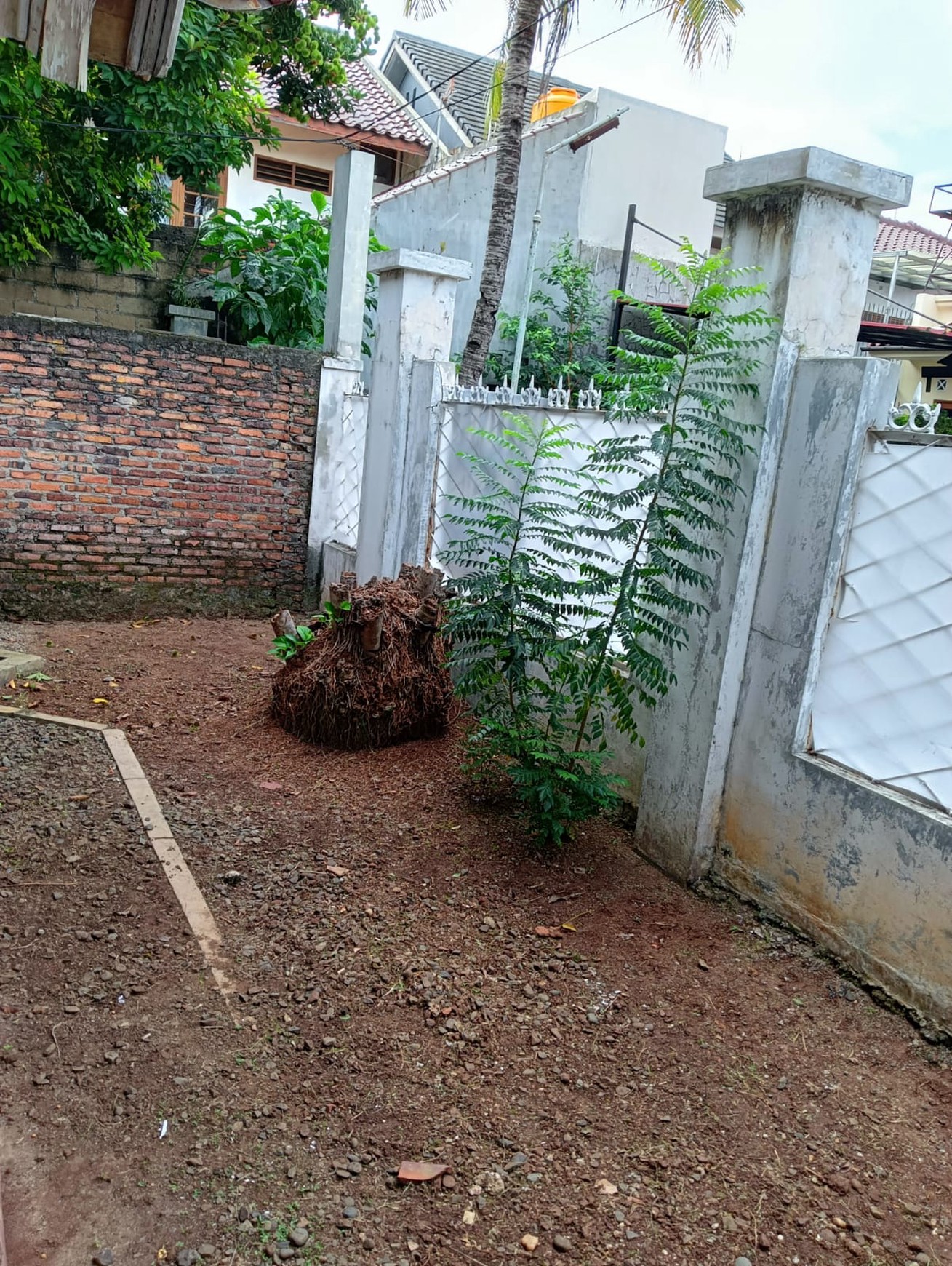 Rumah 2,5 lantai,luas tanah 240 di Bintaro Jaya 5