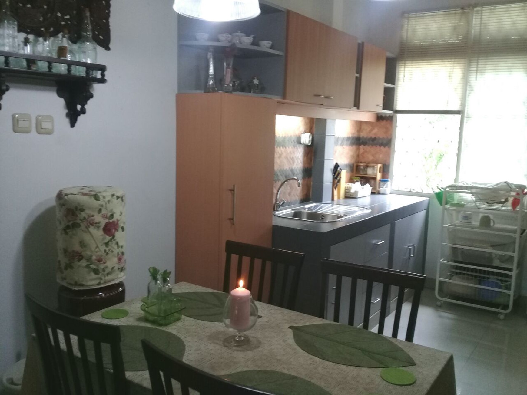 Rumah Siap Huni, Halaman Luas dan Hunian Nyaman @Bintaro Sektor 2.