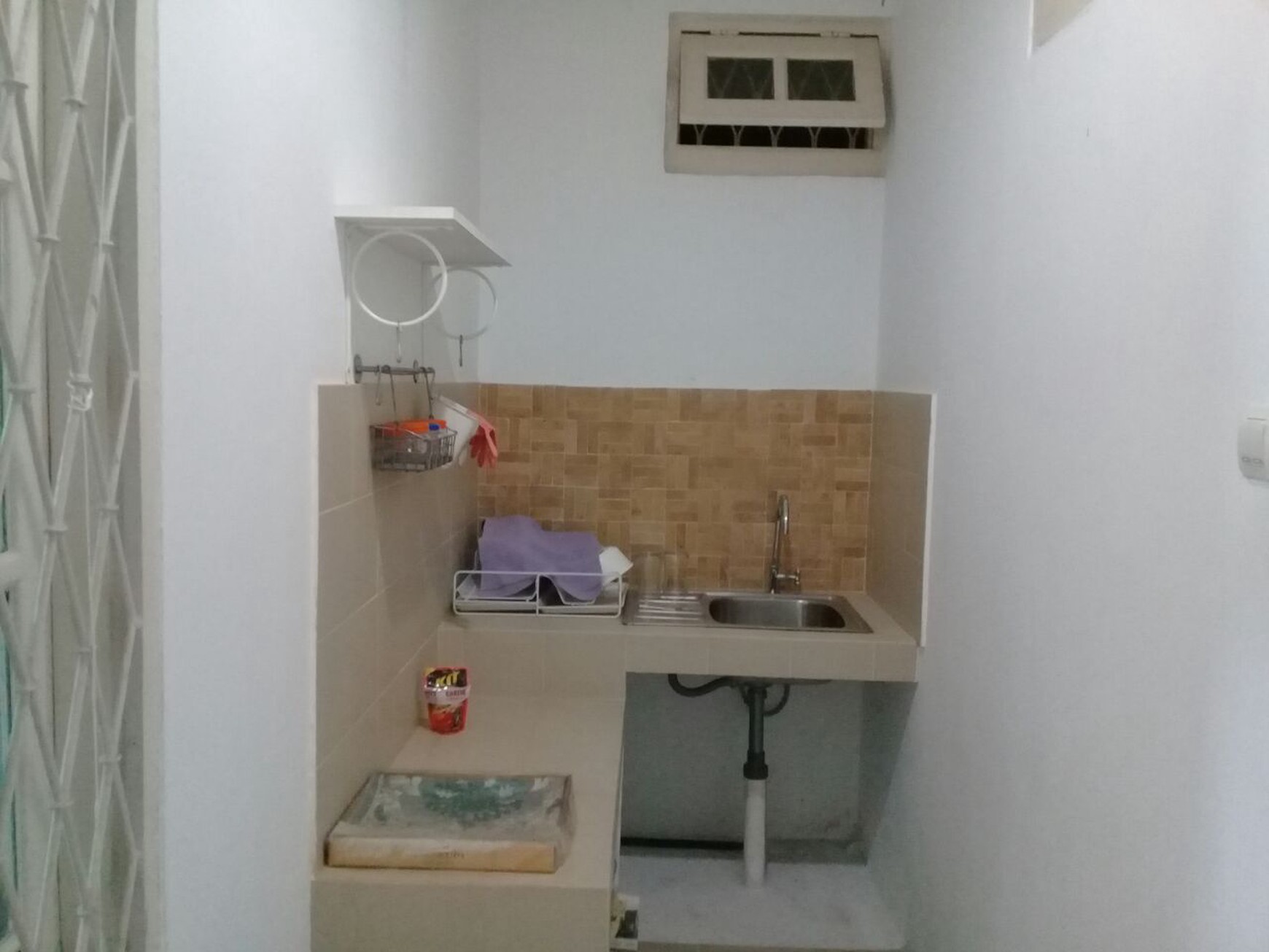 Rumah Siap Huni, Halaman Luas dan Hunian Nyaman @Bintaro Sektor 2.