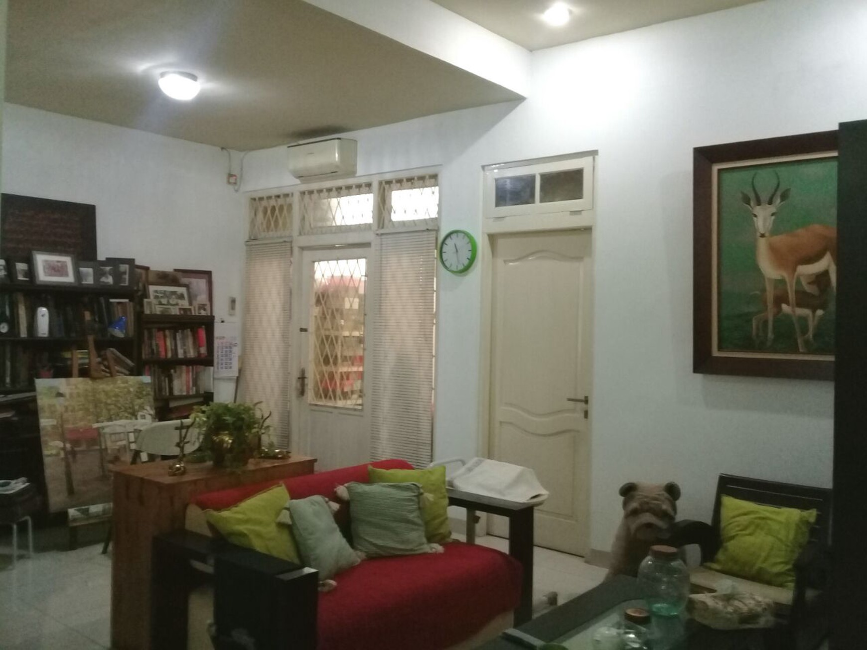 Rumah Siap Huni, Halaman Luas dan Hunian Nyaman @Bintaro Sektor 2.