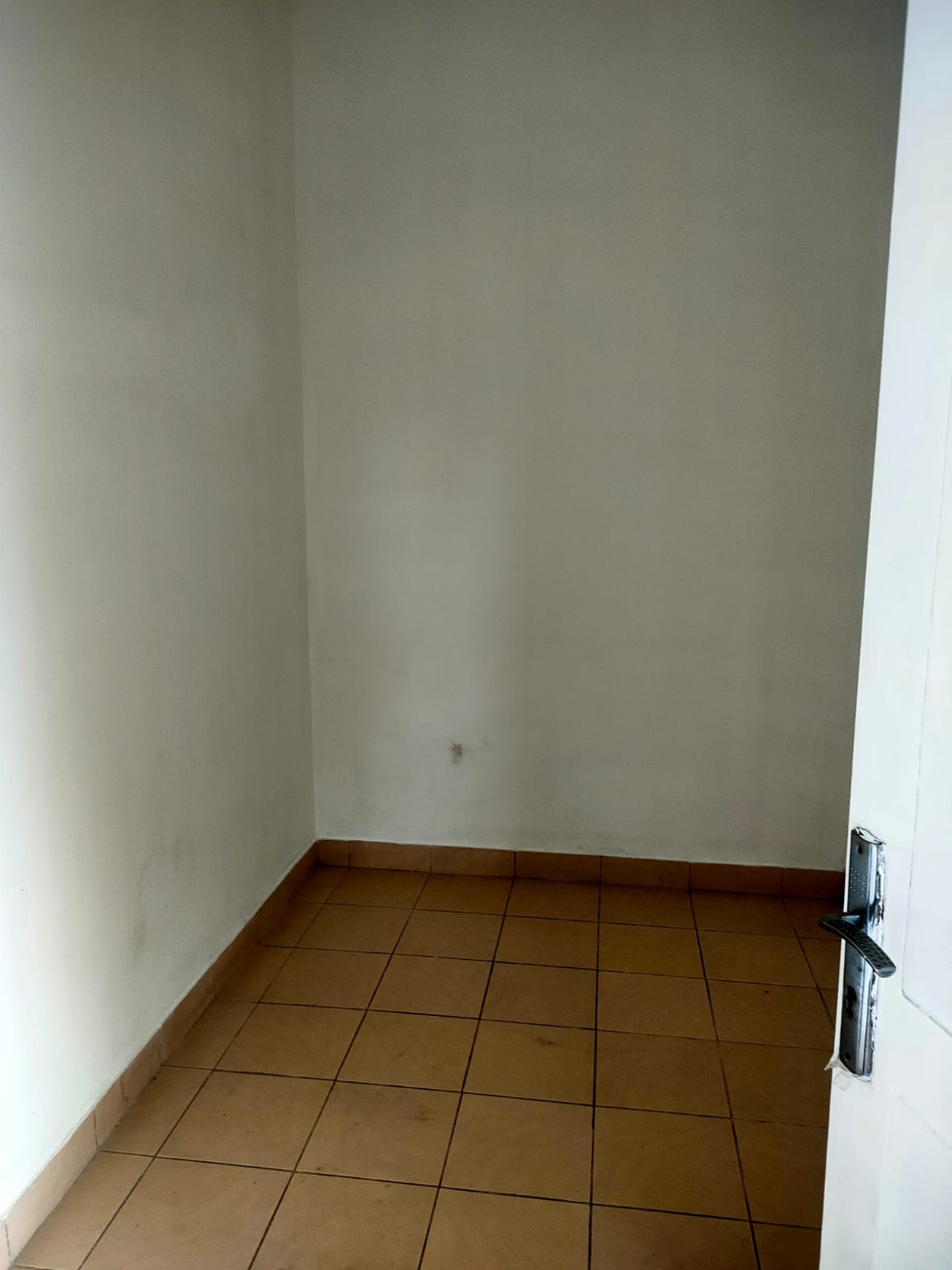 Disewakan rumah di cluster riviera palem semi karawaci - Tangerang 