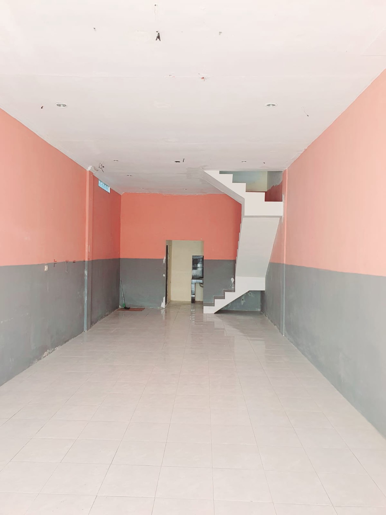 Jual Ruko Wage-Taman, 15 menit ke Surabayan Bunderan Waru