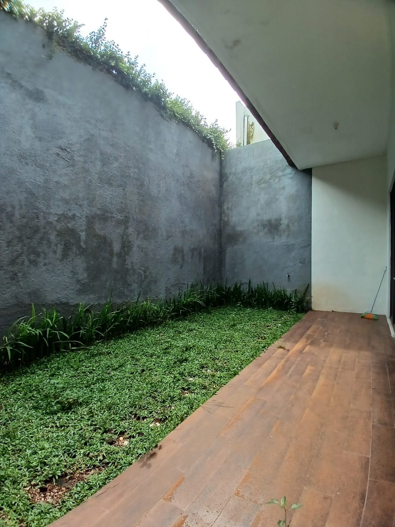 Rumah Murah dan Prime Location di cluster Kebayoran Bintaro