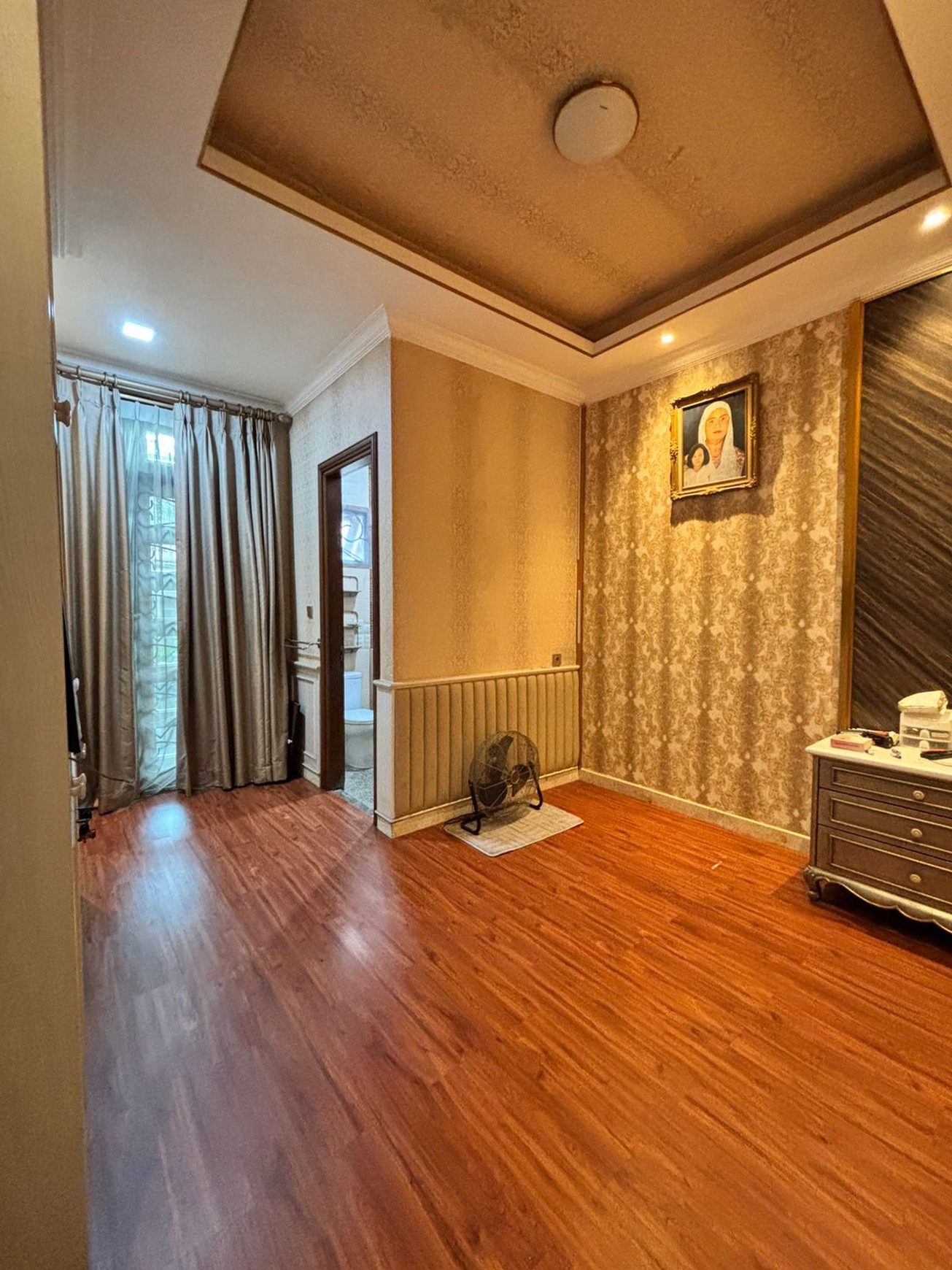 Dijual Rumah Semi Furnished di Cempaka Putih Jakarta Pusat