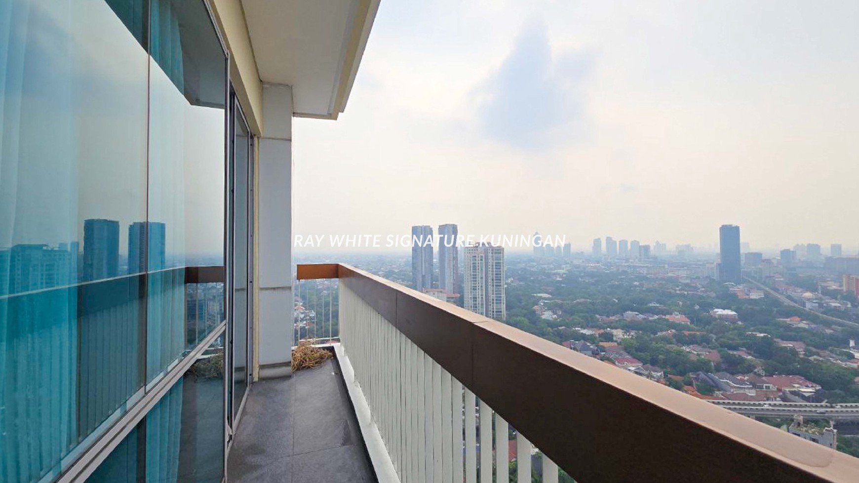 Dijual Apartemen Bagus Kemang Mansion 2 BR , Semi Furnished