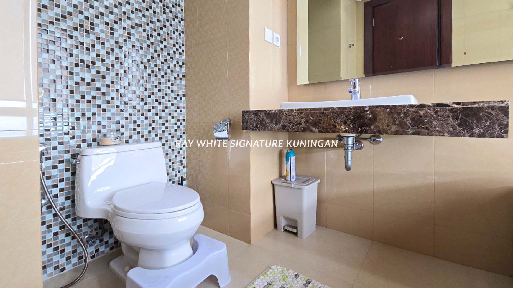Dijual Apartemen Bagus Kemang Mansion 2 BR , Semi Furnished