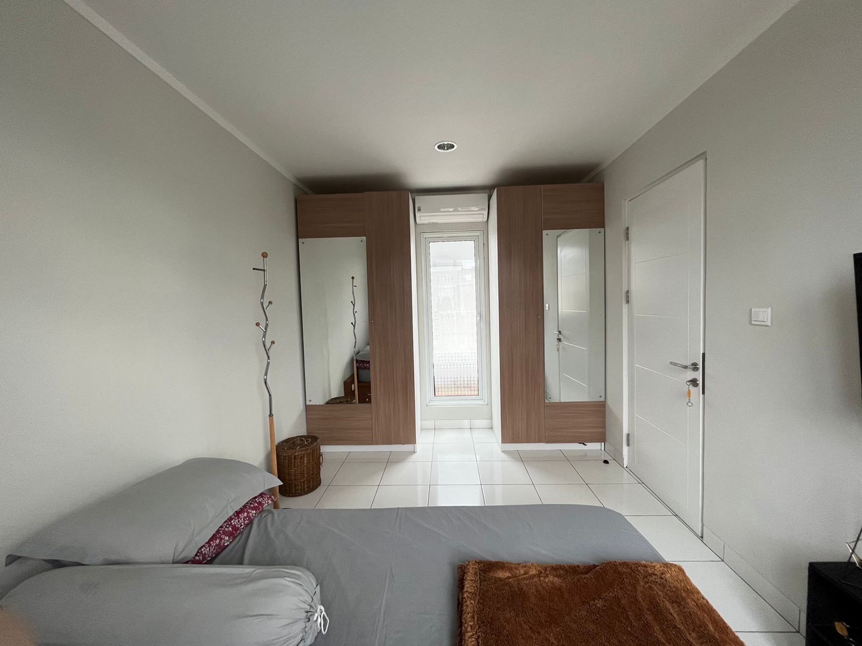 Rumah Furnished Siap Huni di Summarecon Cluster Dayana