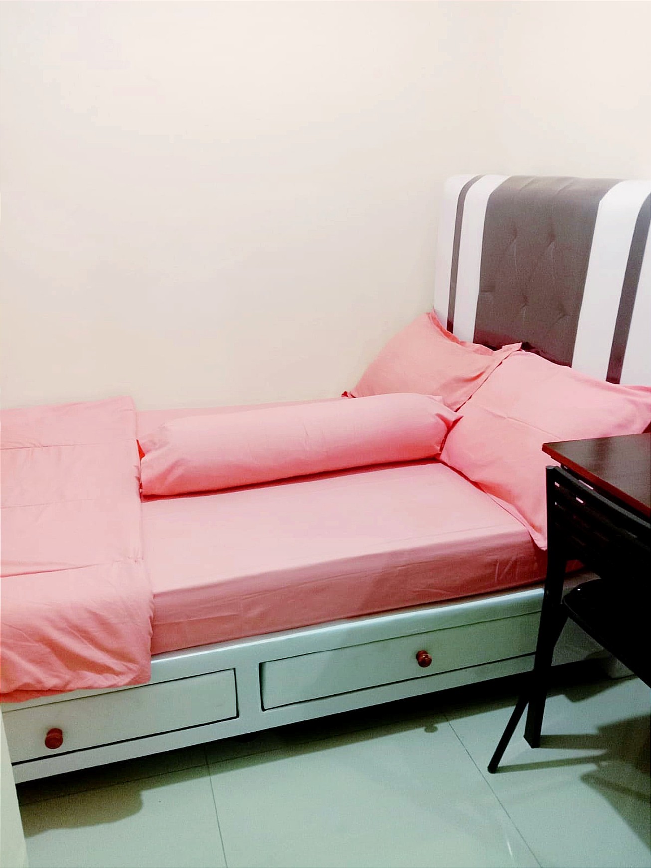 Dijual Rumah Kost di Tomang, Jakarta Barat