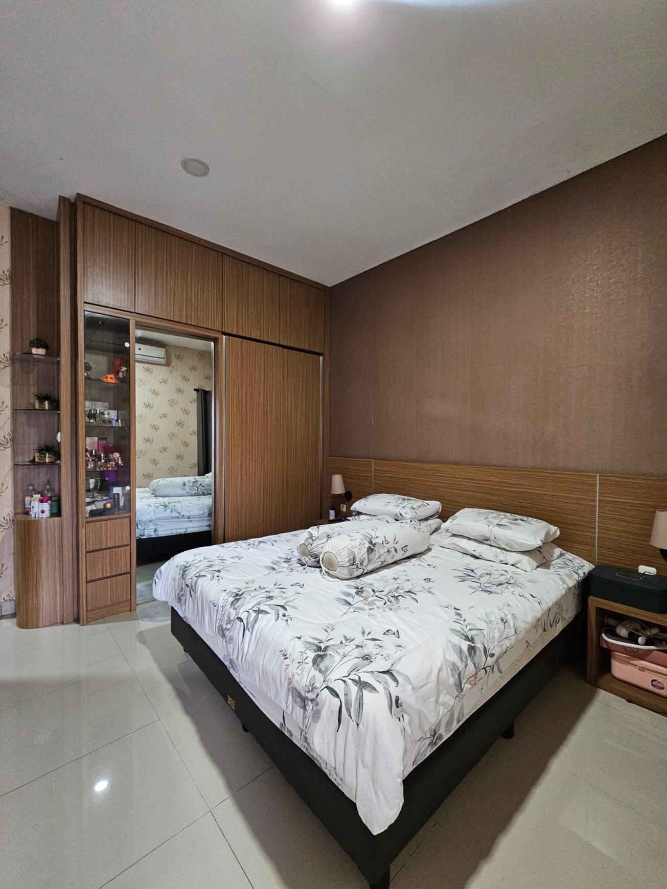 Dijual Rumah Asri Terawat di Komplek Batununggal