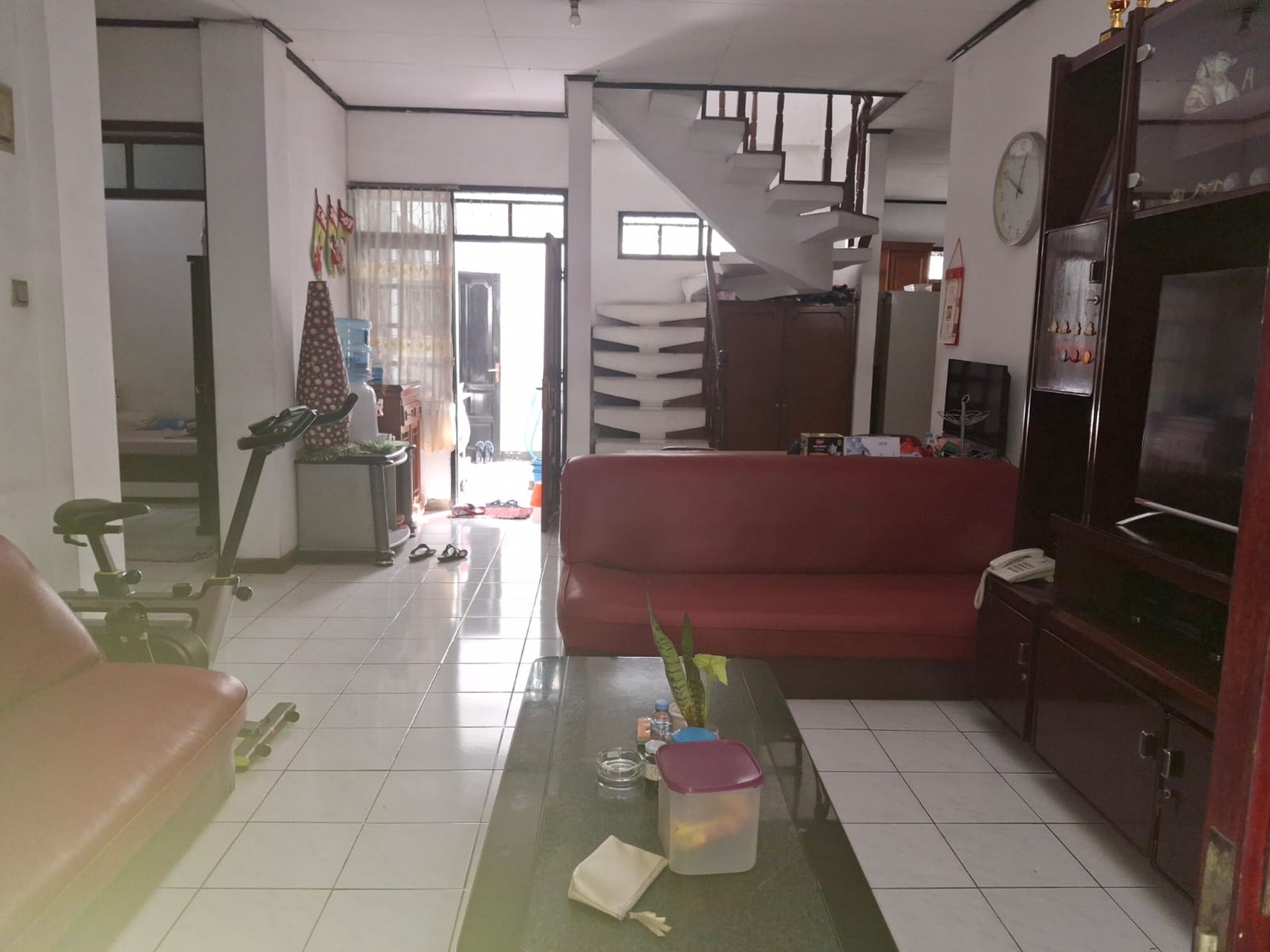Rumah Bagus Terawat di jl Cibangkong, Bandung Kota