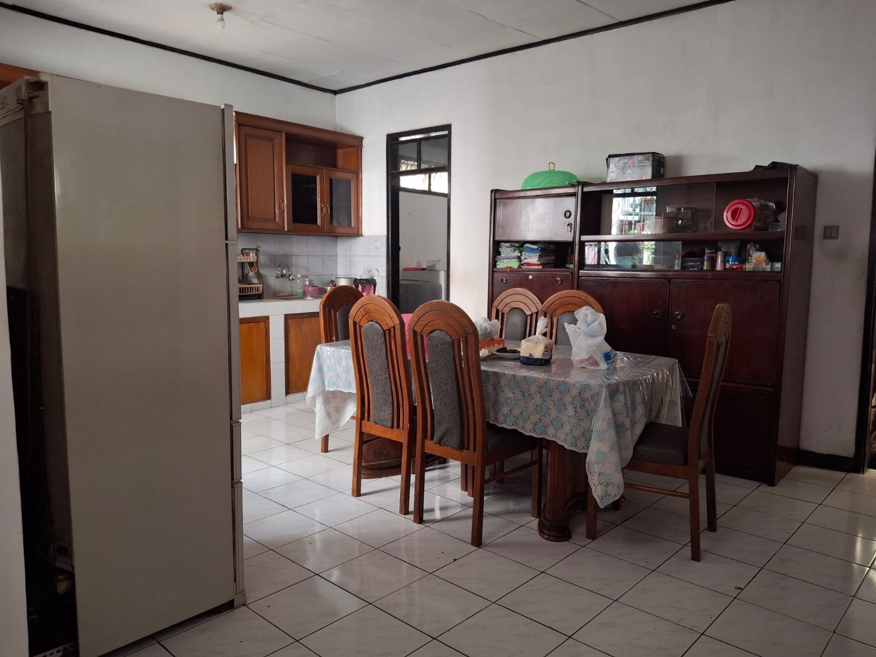 Rumah Bagus Terawat di jl Cibangkong, Bandung Kota