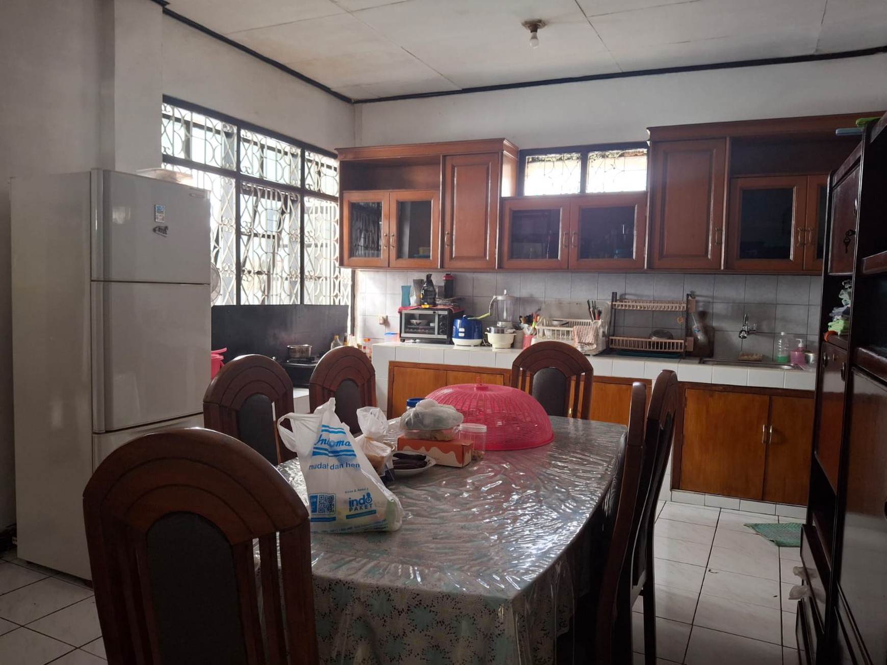 Rumah Bagus Terawat di jl Cibangkong, Bandung Kota
