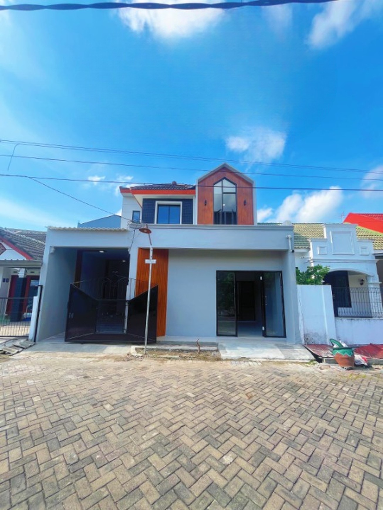 Di Jual Rumah baru 2 lantai, Di Perumahan Bumi Citra Fajar.