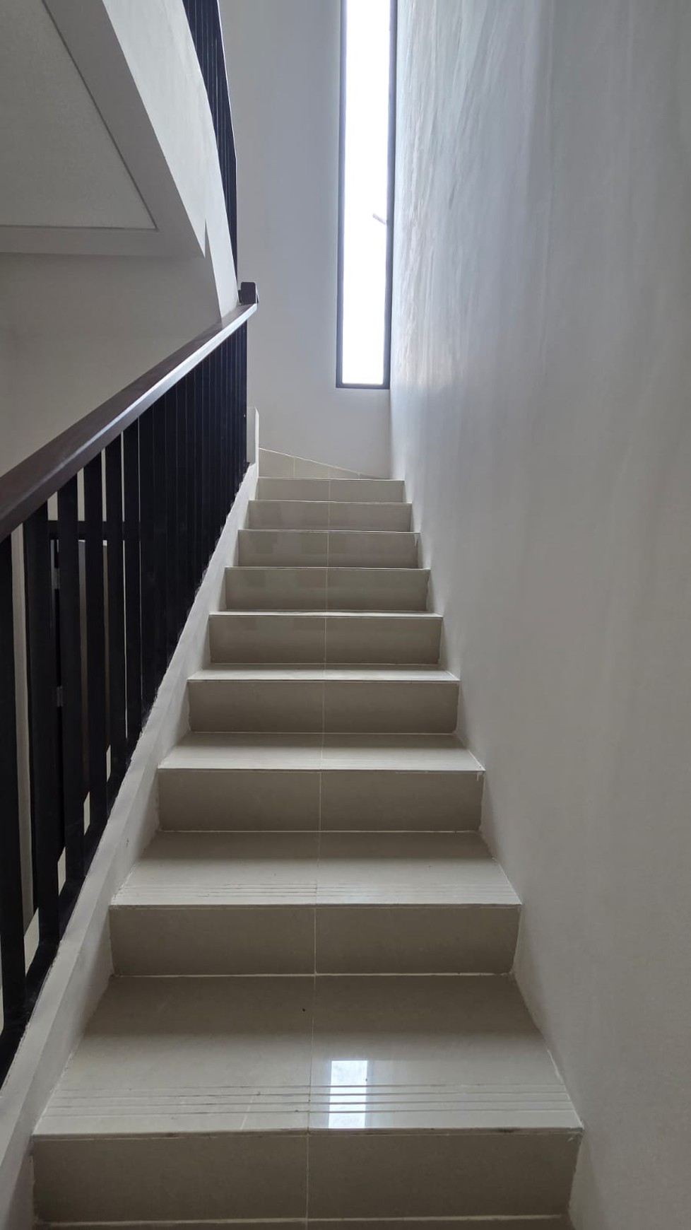 Rumah Cantik Siap Huni dengan Hunian Nyaman @Bintaro Sektor 7