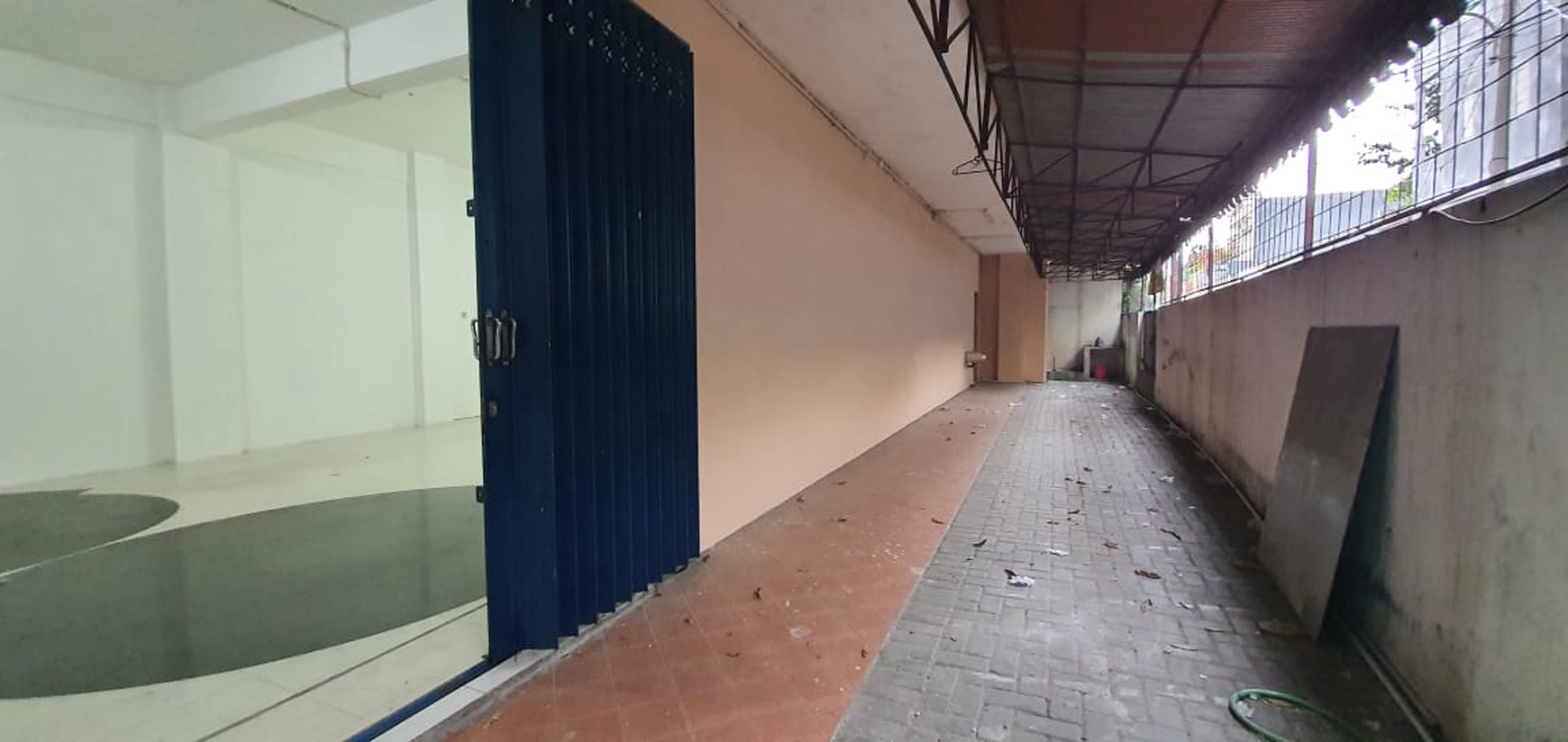 Dijual Ruko srategis di Jl. HR.muhammad, surabaya barat