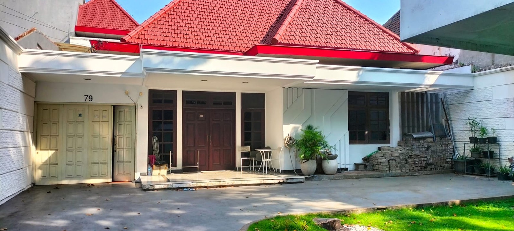 Properti Komersial Siap Pakai & Terawat Jl. Raya Darmo, surabaya