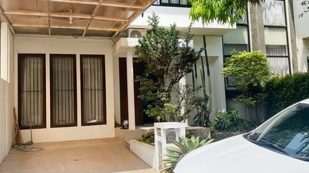 Rumah  Bagus Nyaman Siap Huni di Discovery Terra Bintaro Jaya Sektor 9