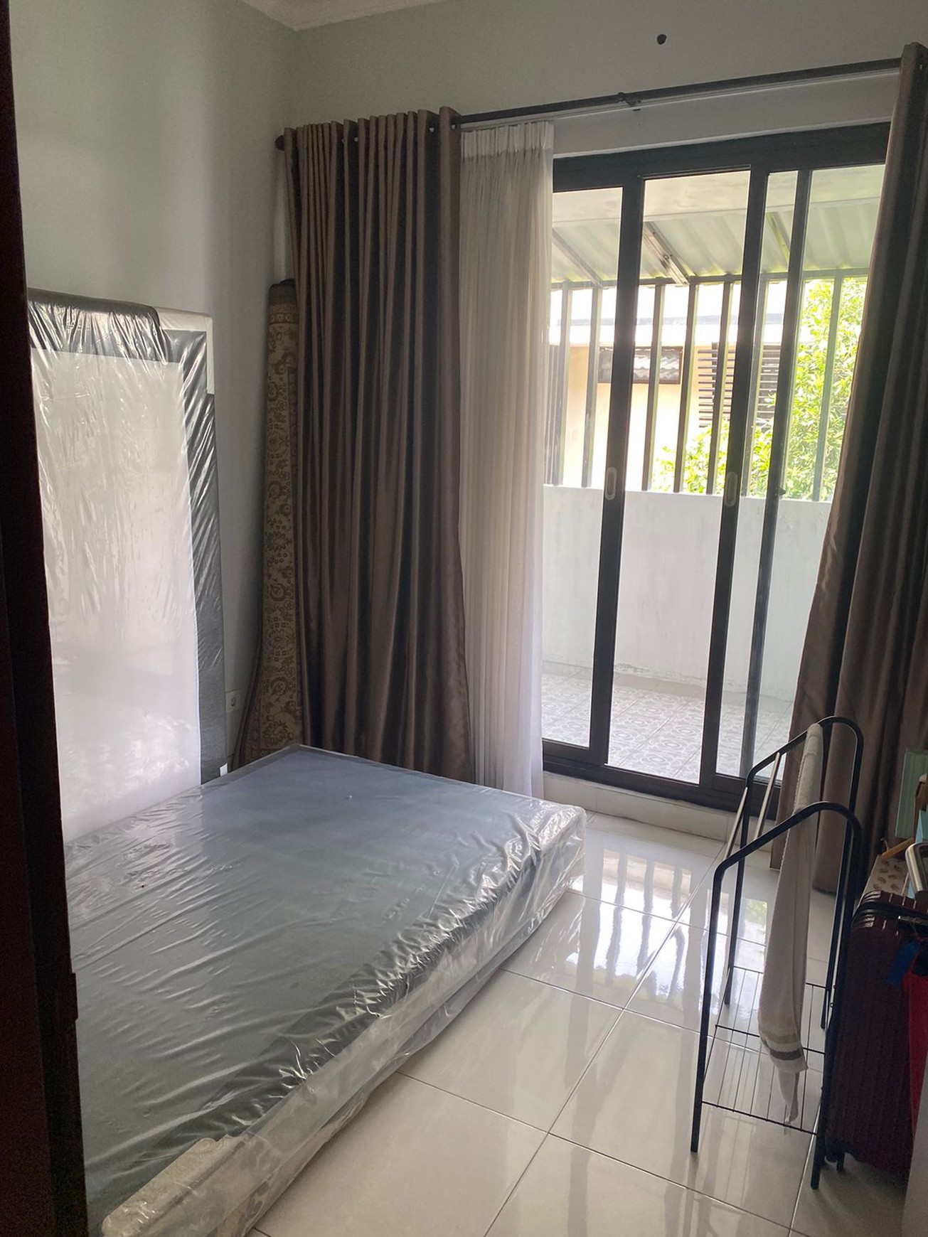 Rumah Bagus Nyaman Siap Huni di Discovery Terra Bintaro Jaya Sektor 9