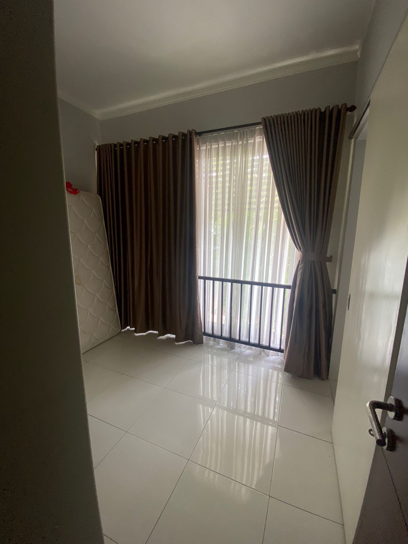 Rumah Bagus Nyaman Siap Huni di Discovery Terra Bintaro Jaya Sektor 9