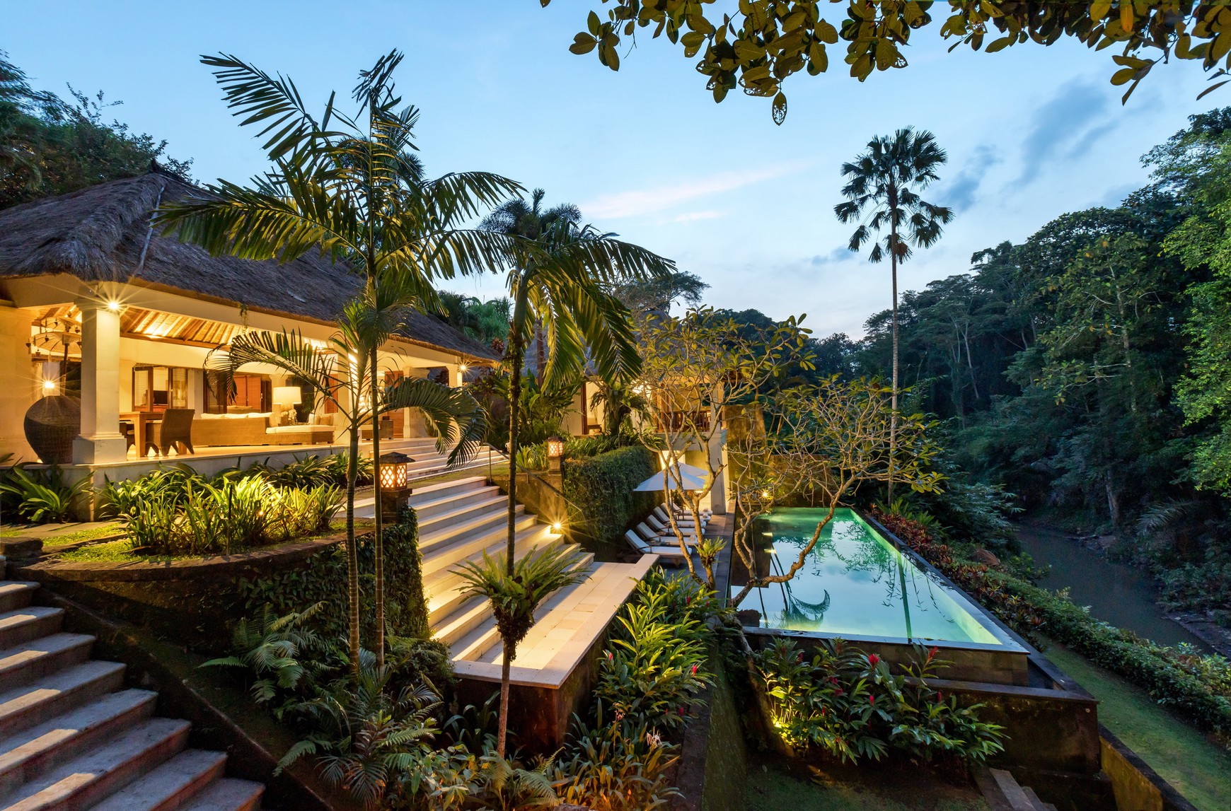 Freehold - Timeless Luxury Villa Estate Overlooking the River in Cepaka, Bali
