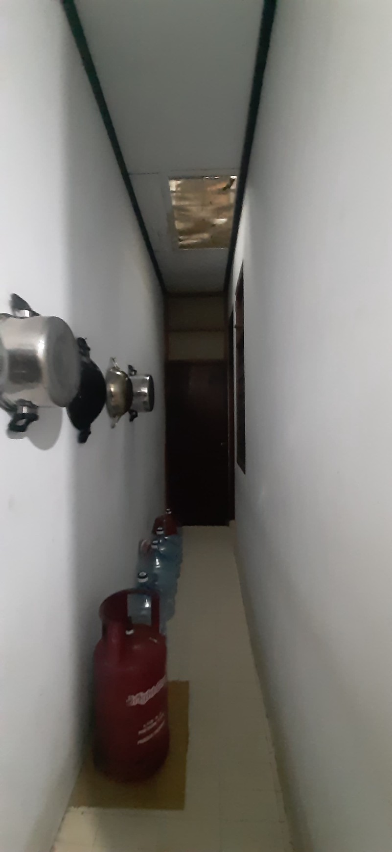 Rumah Luas Asri Diarea Kom-Lek Depkes Cipayung Ciputat, Dekat Gate Tol