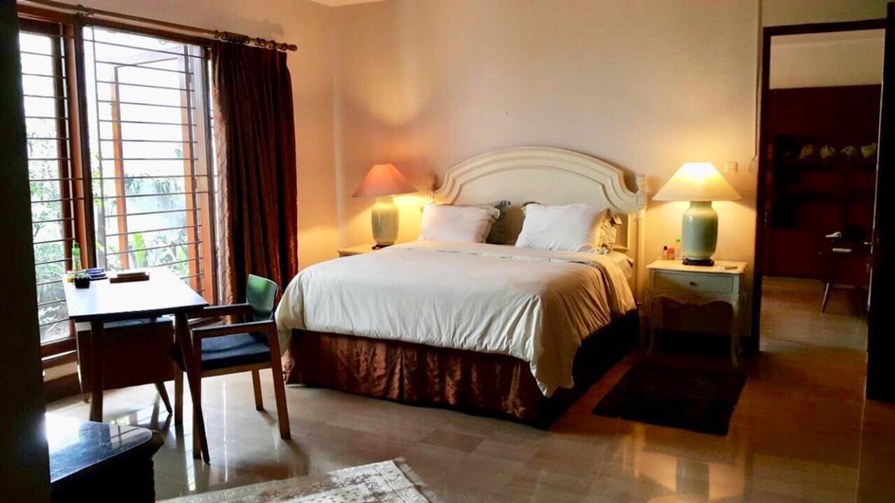 Rumah Nyaman Dan Aman Di Jl, Mpr