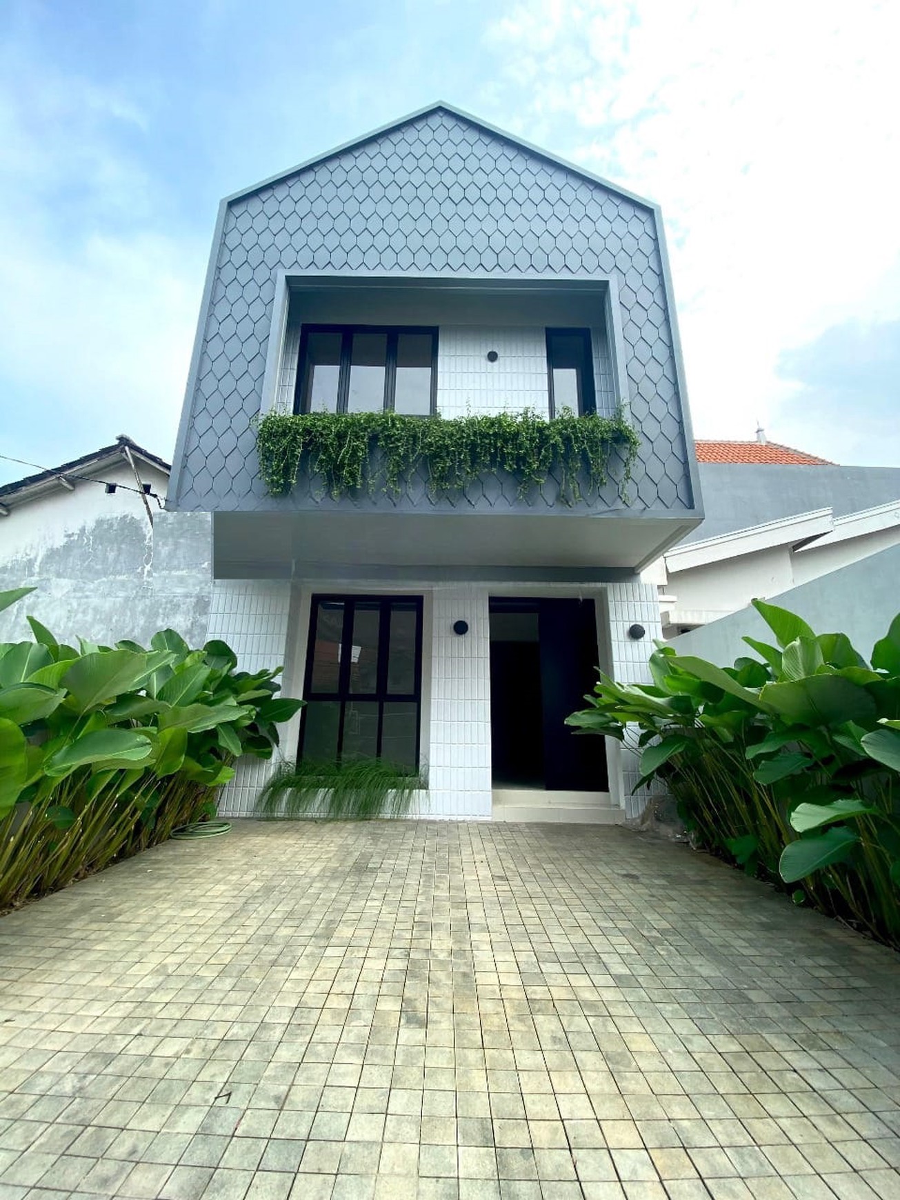 Hunian cantik Brand new untuk keluarga muda di Graha Bintaro 