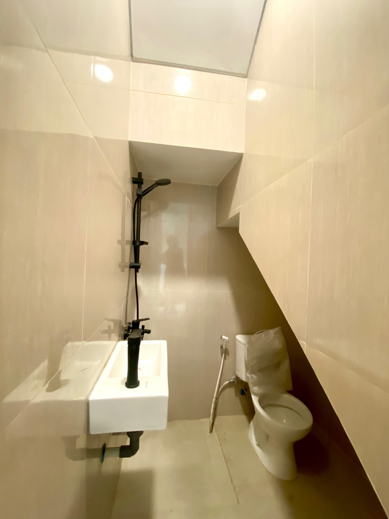 Hunian cantik Brand new untuk keluarga muda di Graha Bintaro 