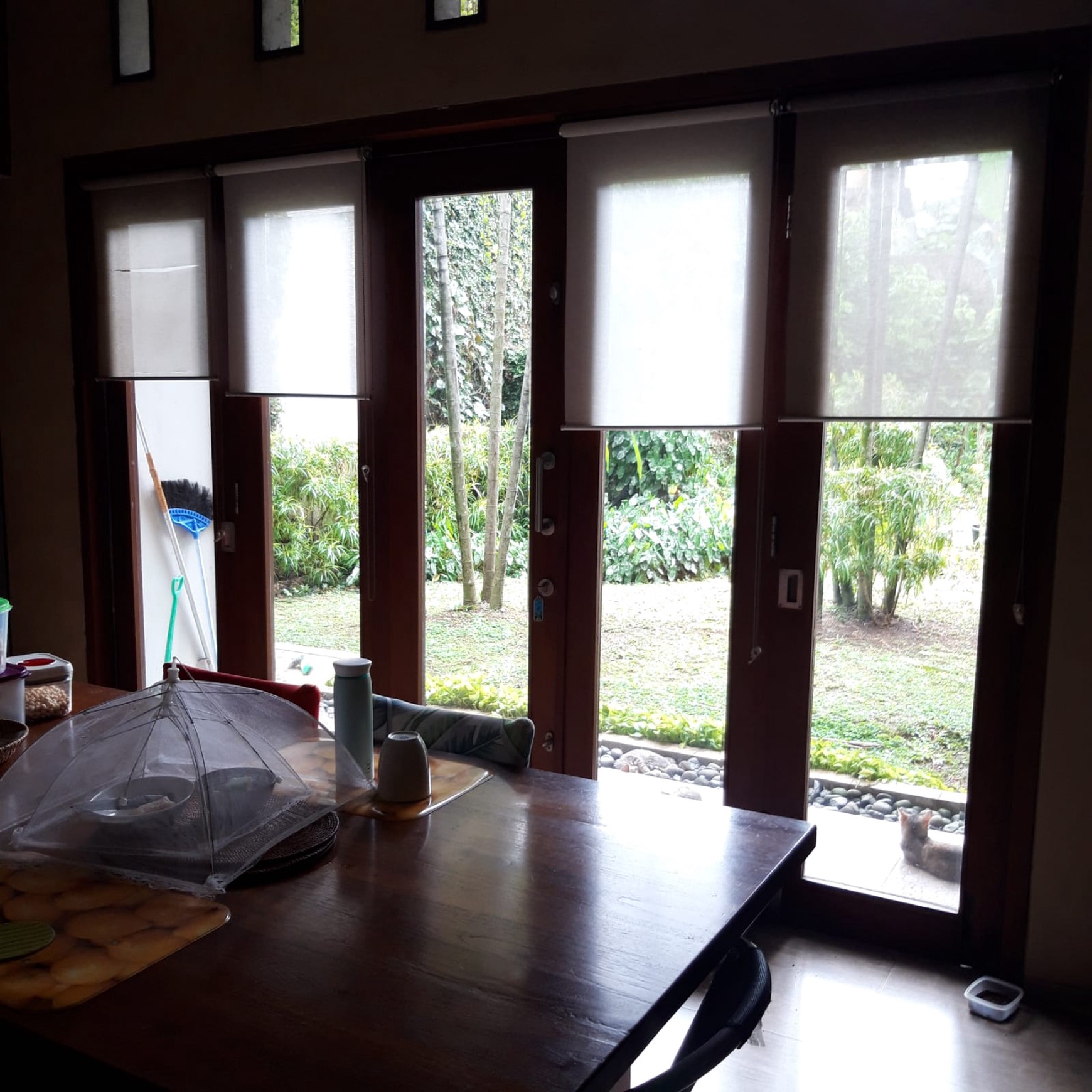 Rumah bagus terawat , 2 lantai , siap huni, lokasi strategis di Kebagusan - Pasar Minggu. Dekat dengan RSUD Pasar minggu , pintu toll ragunan , dalam cluster , jalanan besar cukup 2 mobil , bebas banj