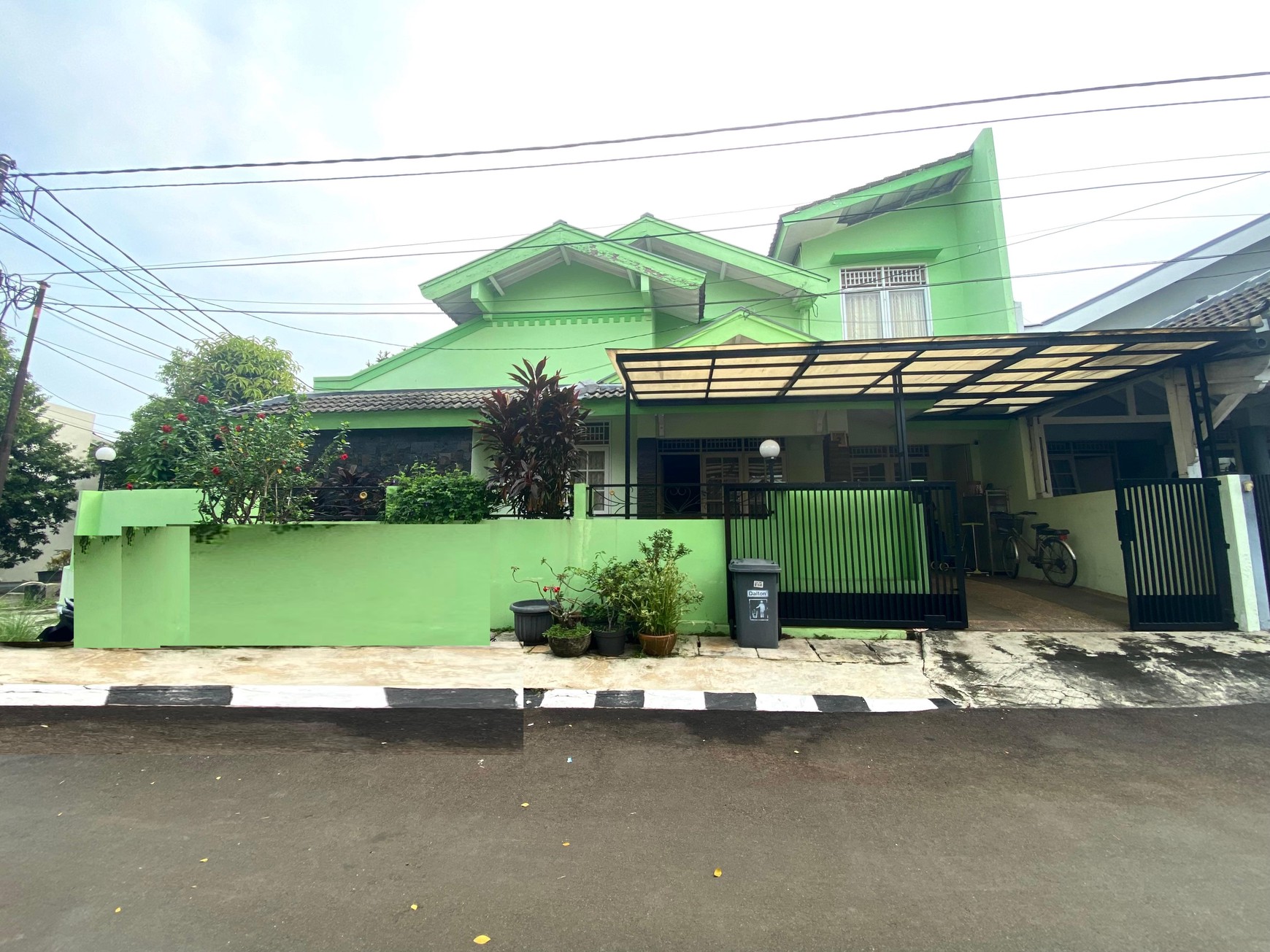  Rumah Hoek Siap Huni di Kucica Bintaro Jaya