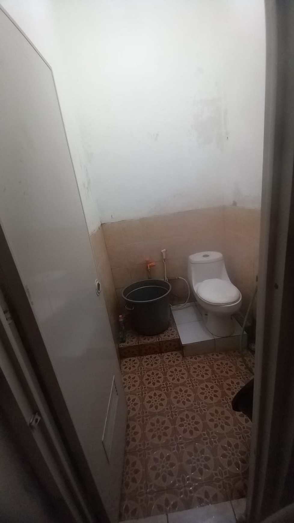 DI JUAL RUMAH DI BUMI ADIPURA DEKAT SUMARECCON,PINTU TOL GEDEBAGE, KAWASAN MESJID AL JABAR, STADION GBLA, STASUIN KERETA WOOSH