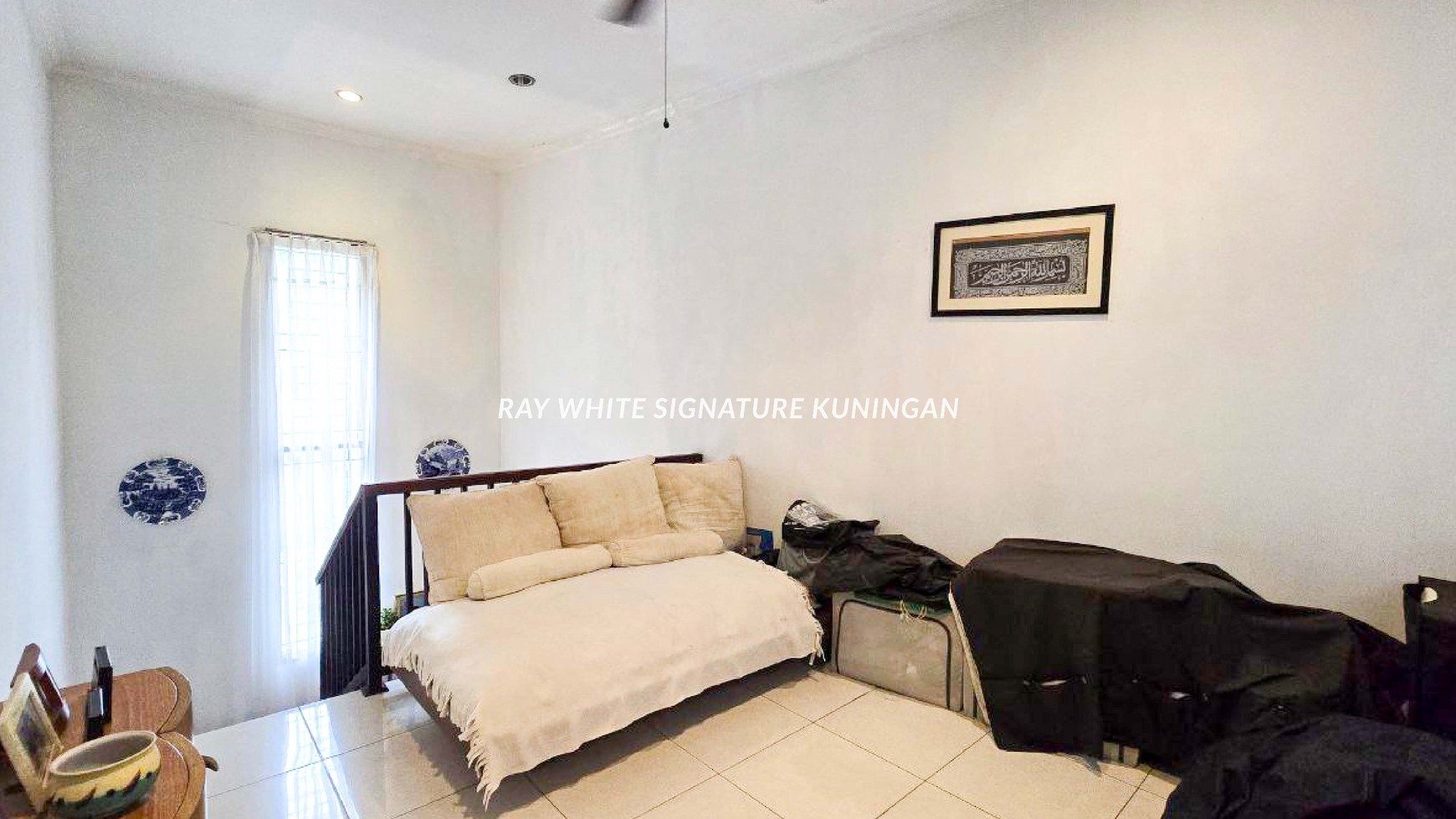 Rumah Siap Huni Posisi Hook di Jl Pacuan Kuda Raya Pulomas