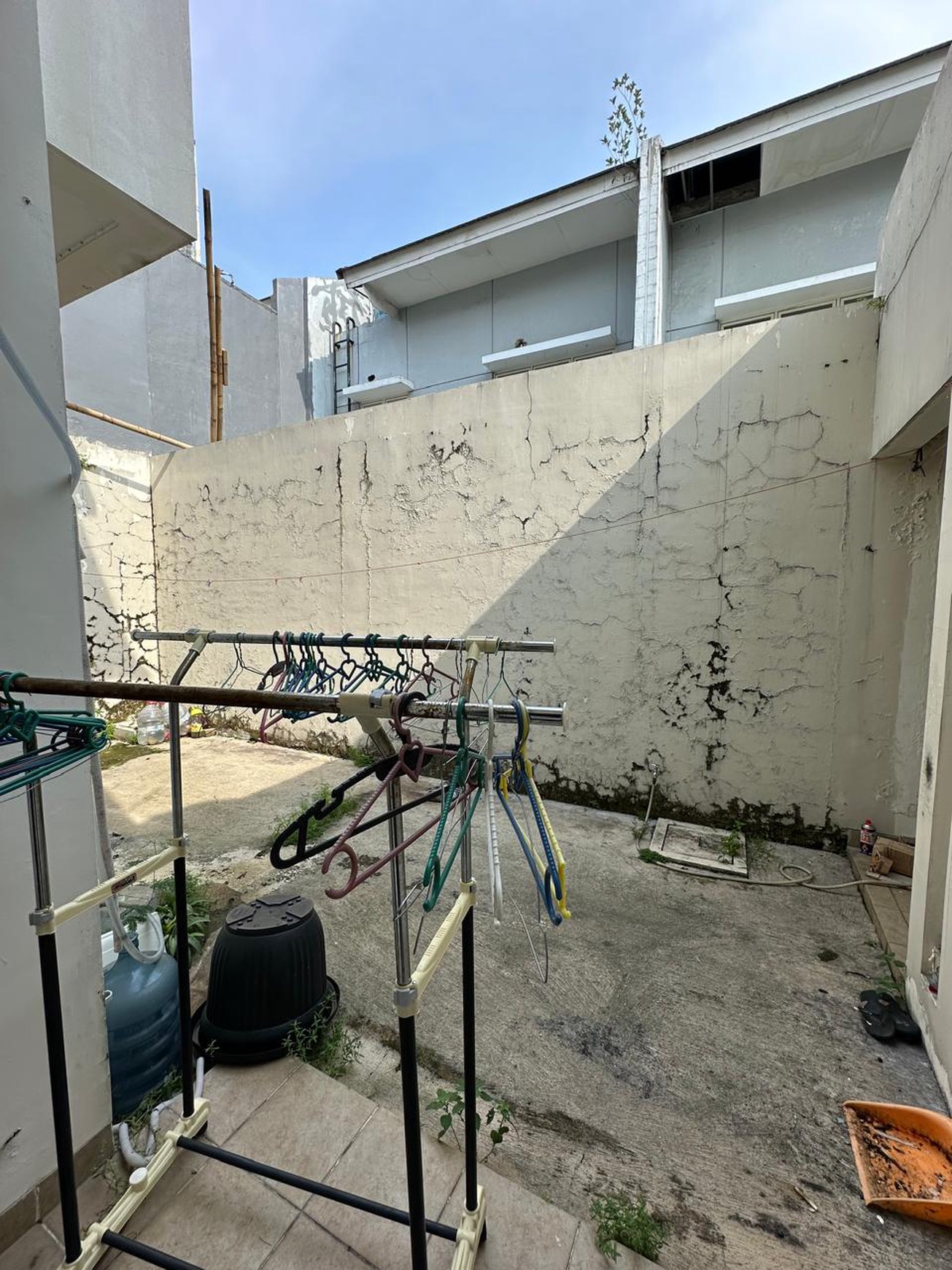 Rumah 2 lantai di Grand Taruma Karawang