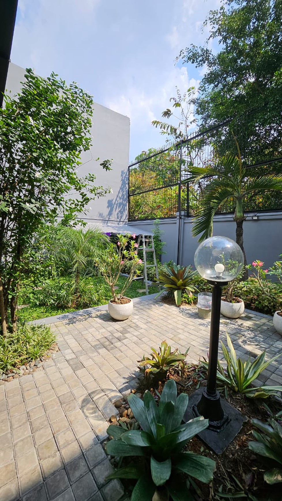 Rumah Lokasi Exclusive di Senayan Bintaro Jaya