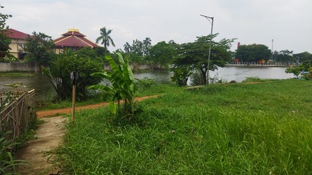 Tanah Komersial strategis untuk  Restoran atau tempat tinggal pinggir danau dekat Shilla Sawangan Depok.
