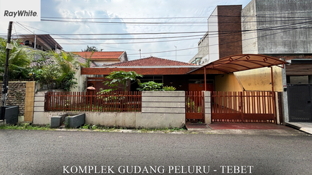 FOR SALE Rumah Hitung Tanah Komplek Gudang Peluru Tebet Jakarta Selatan