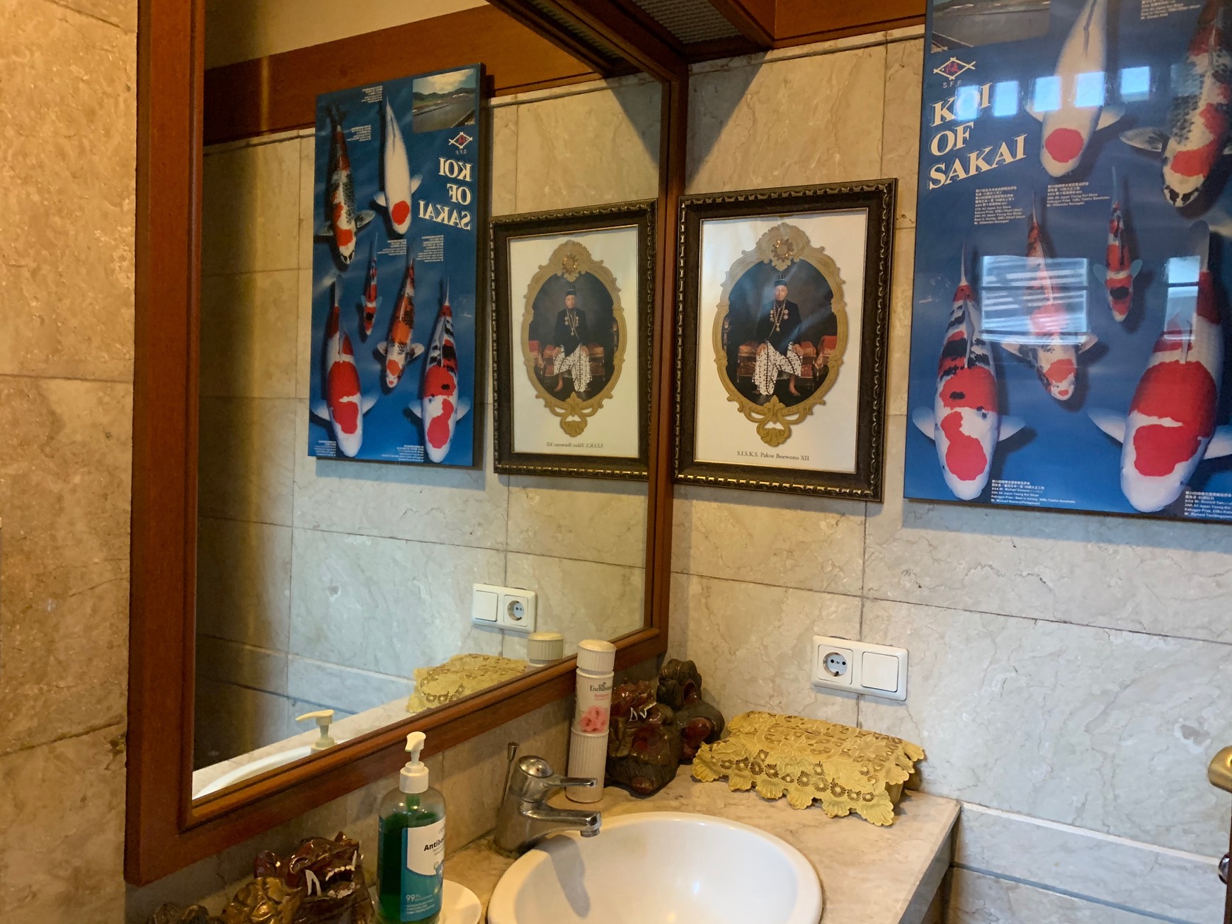 Di Jual Rumah Jl. Cilandak 1 Ujung - Mewah dan Klasik By Hadi Prana