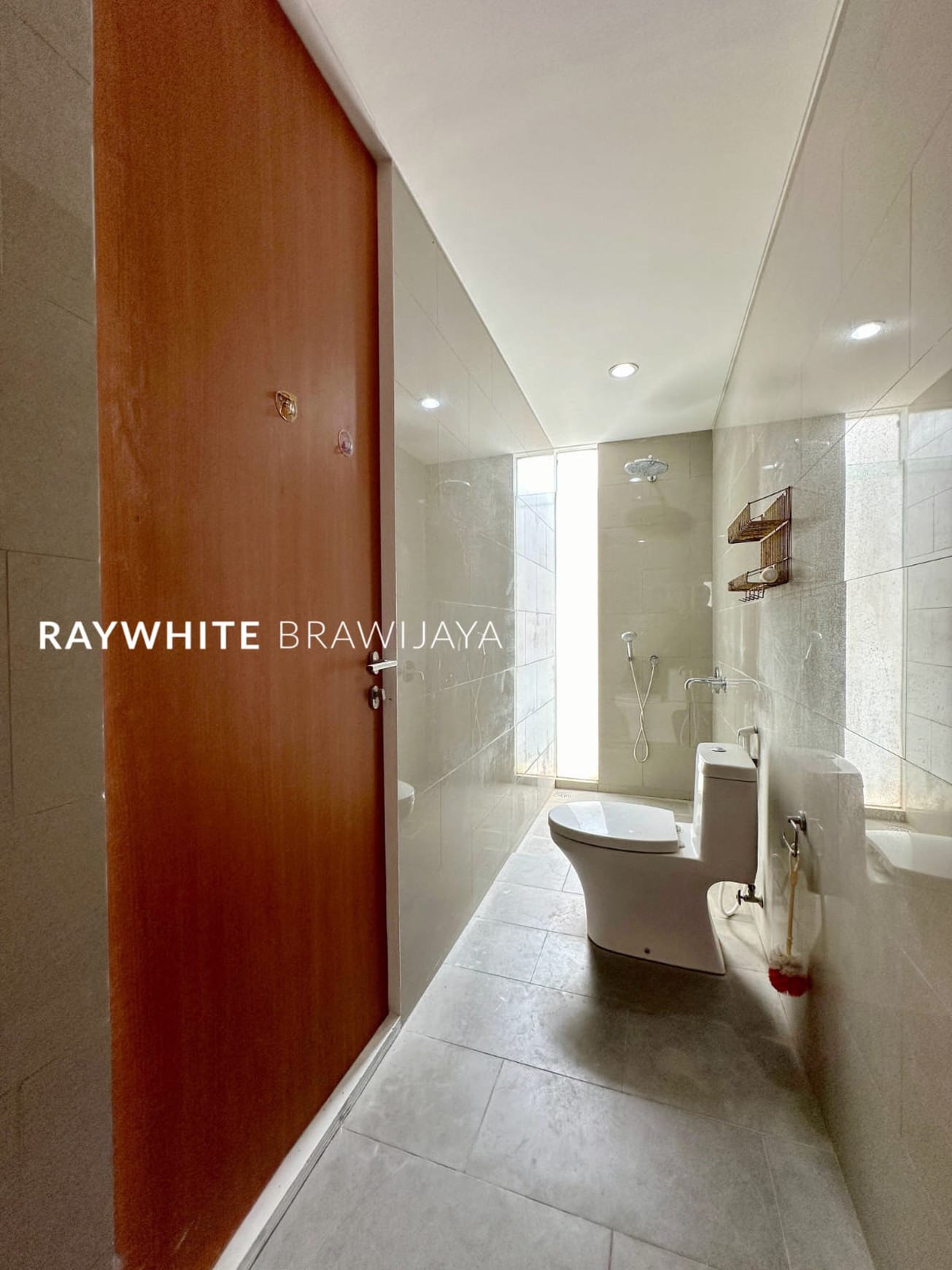 Townhouse dalam Cluster Lingkungan Tenang Area Bangka Kemang
