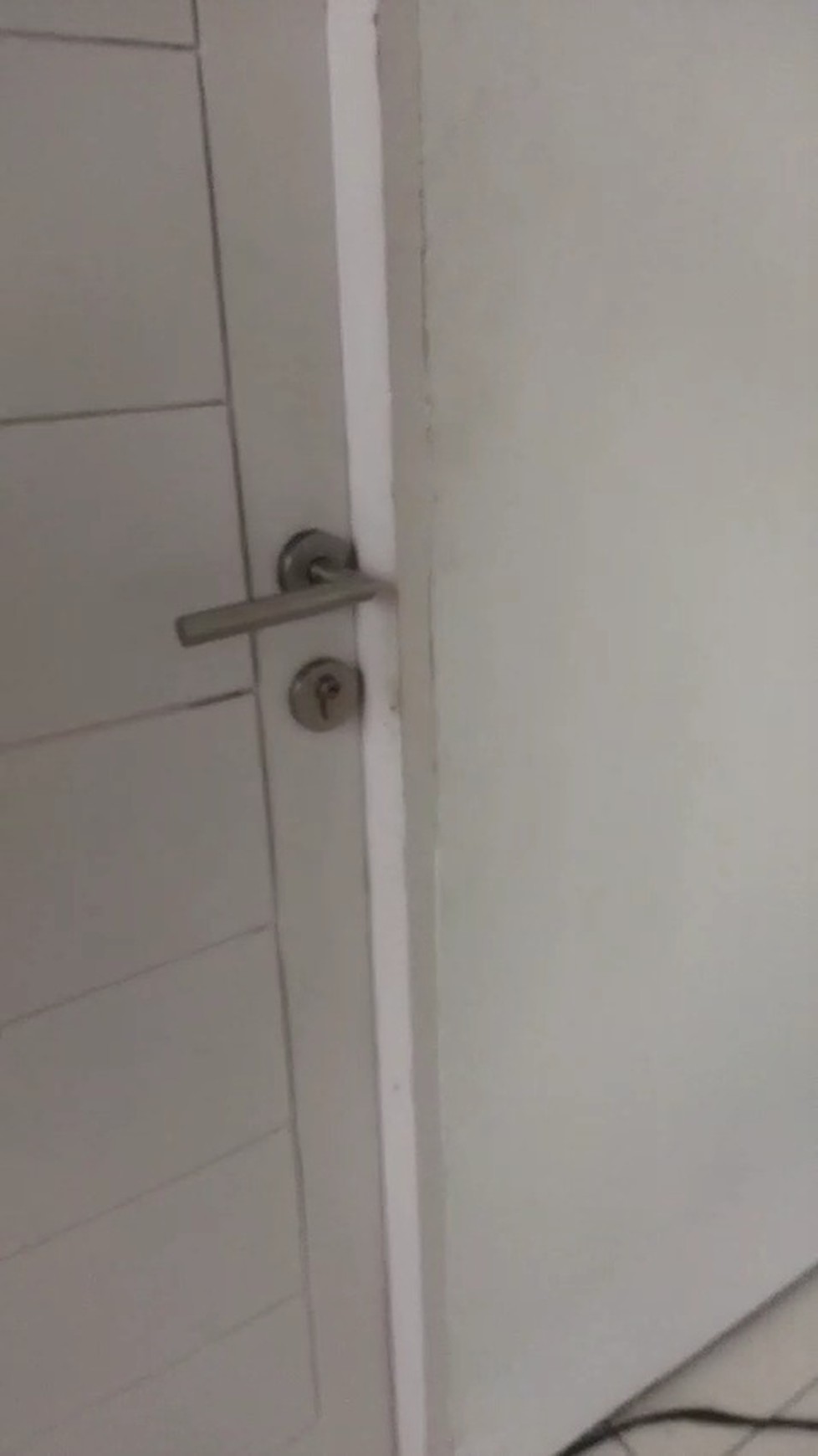 Rumah Usaha dengan potensi besar!! Disewakan hanya lantai 2 saja di jalan Seruling (terusan Kopyor), Kelapa Gading