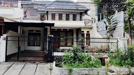 Rumah Bagus Siap Huni Asri di Kartika Alam, Pondok Indah, Jakarta Selatan 