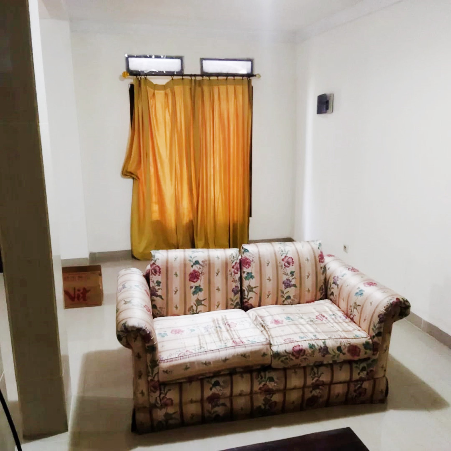 Rumah Bagus Siap Huni Asri di Kartika Alam, Pondok Indah, Jakarta Selatan