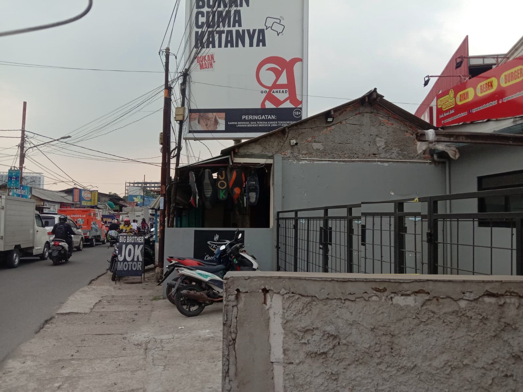 Ruko 1 lantai di jalan utama